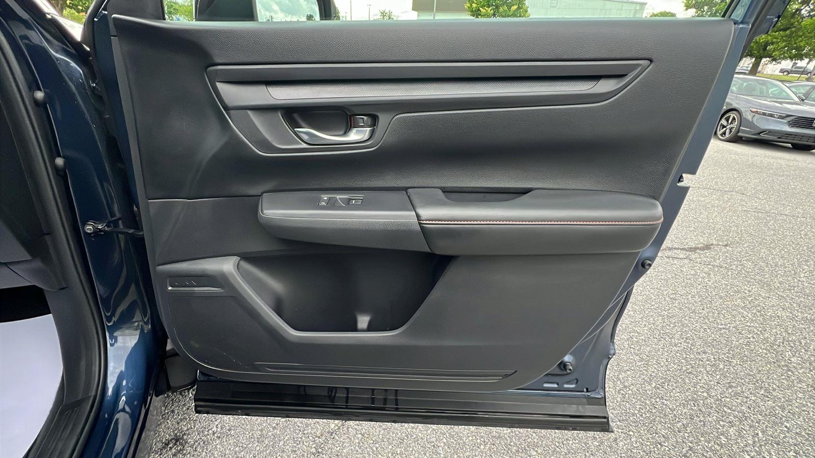2024 Honda CR-V Hybrid Sport-L at Altoona Honda