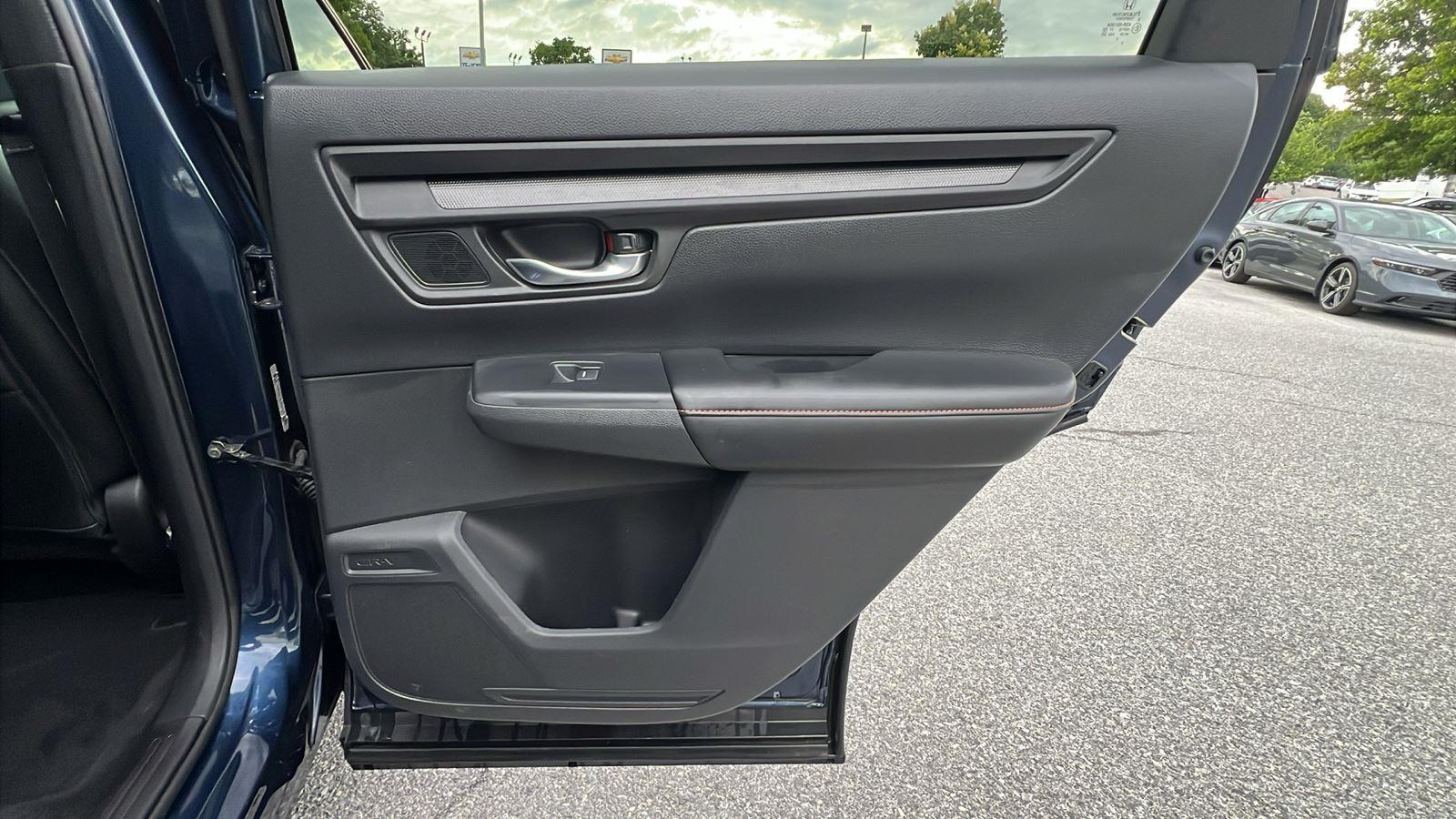 2024 Honda CR-V Hybrid Sport-L at Altoona Honda