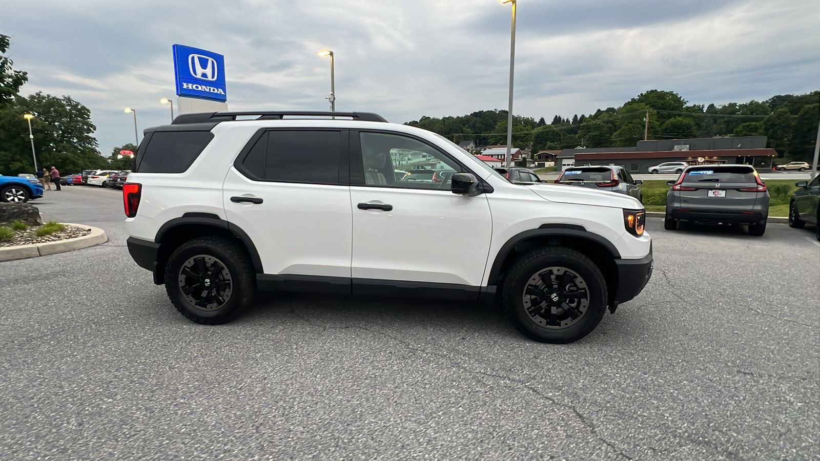 2026 Honda Passport photo 3 of 34