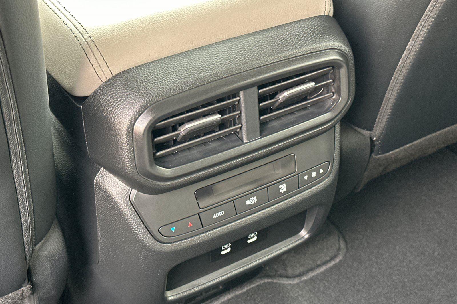 2026 Honda Pilot EX-L at Altoona Honda