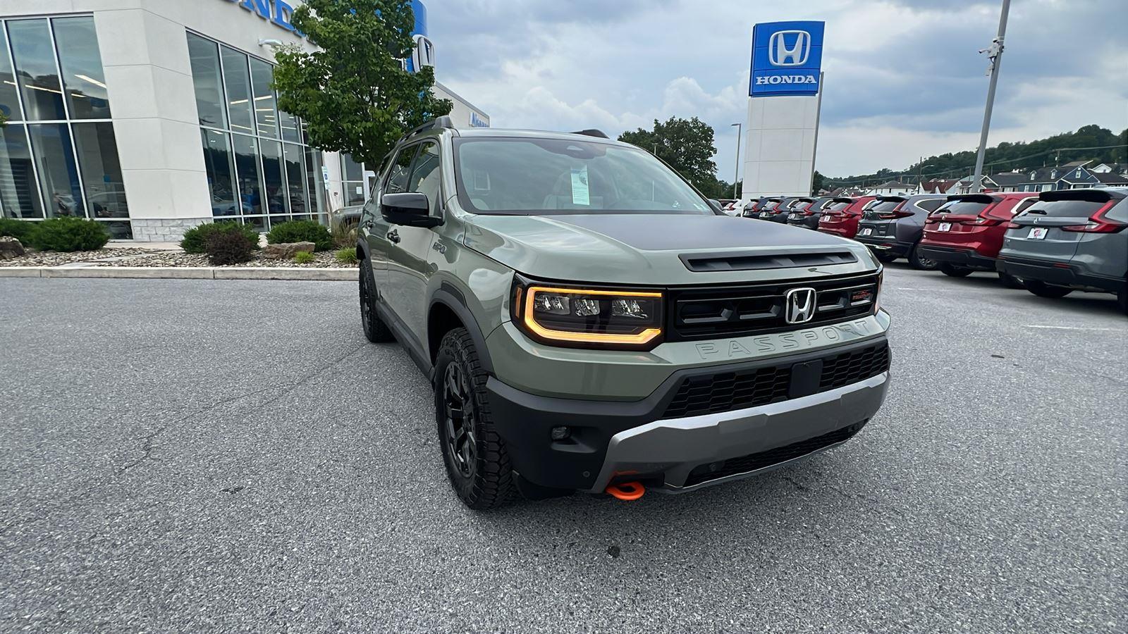 2026 Honda Passport photo 2 of 34