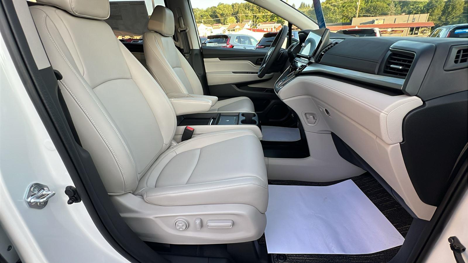 2026 Honda Odyssey EX-L at Altoona Honda