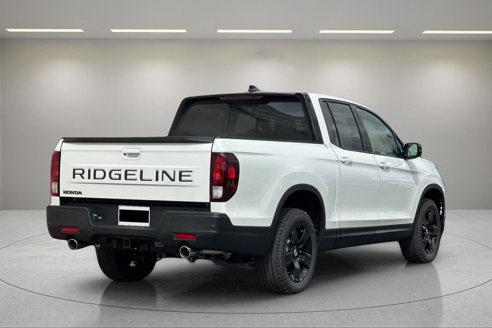 2026 Honda Ridgeline Black Edition Two-Tone - 4