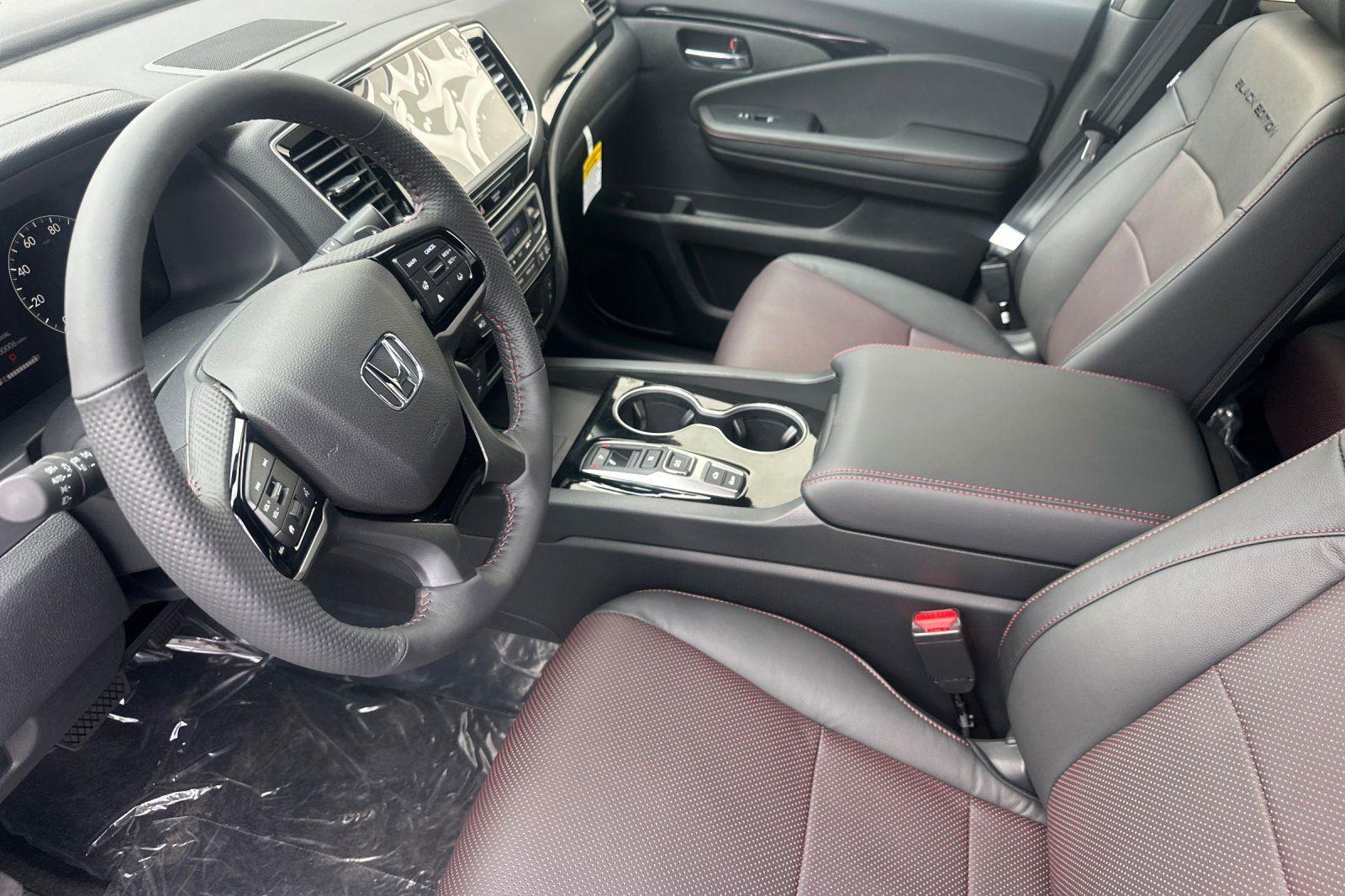 2026 Honda Ridgeline Black Edition Two-Tone - 8