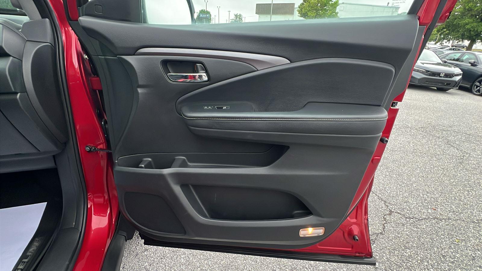 2023 Honda Ridgeline RTL-E at Nick Chevrolet