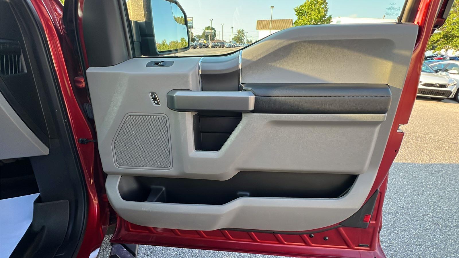 2019 Ford F-150 XLT - 11