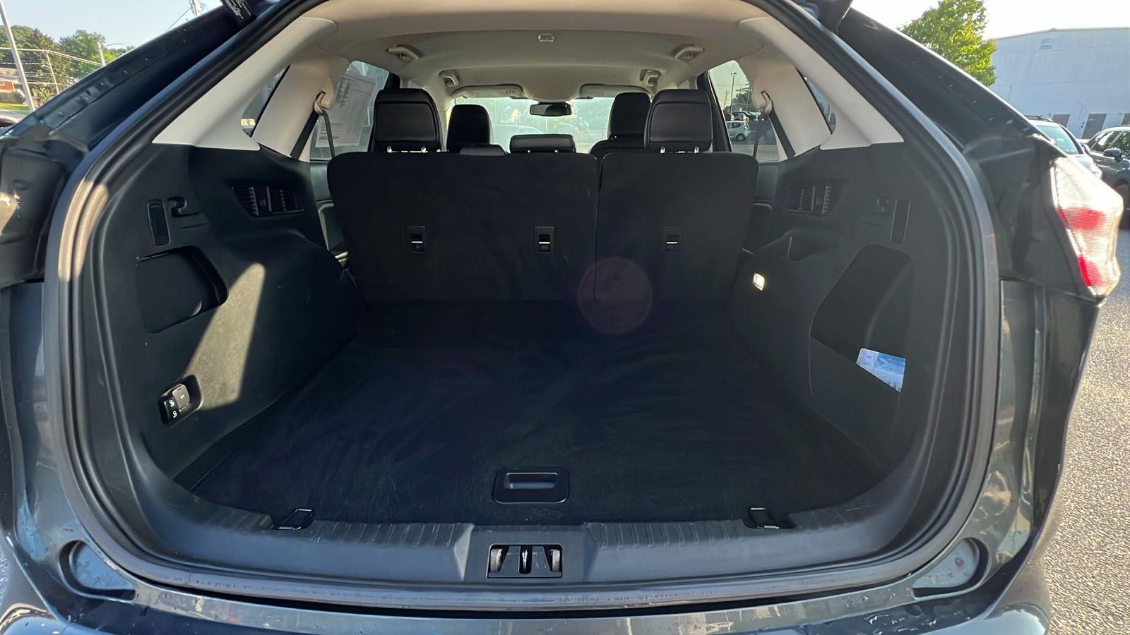 2022 Ford Edge SEL at Cochran Mazda