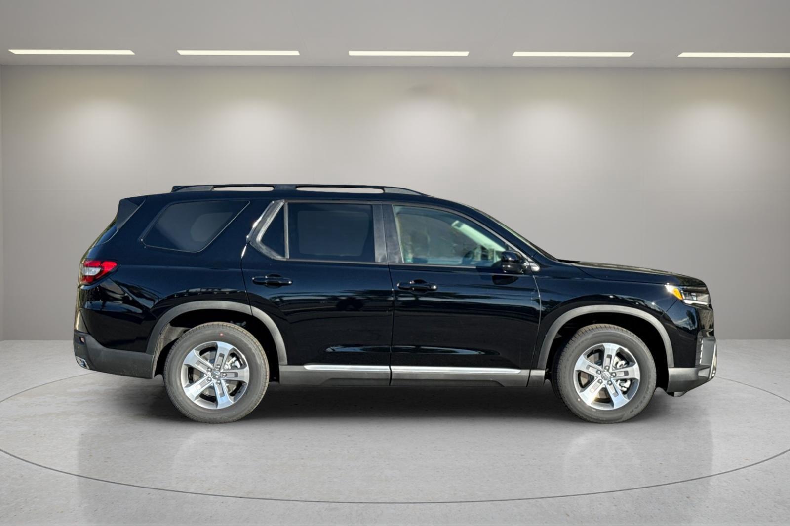 2026 Honda Pilot EX-L at Altoona Honda
