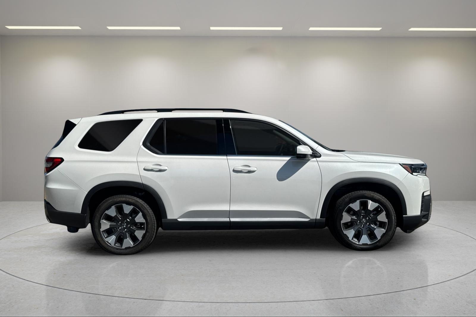 2026 Honda Pilot Elite at Altoona Honda