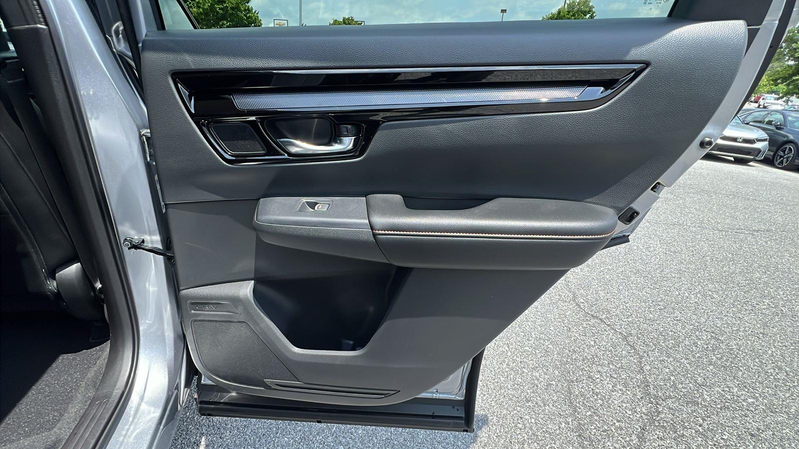 2026 Honda CR-V Hybrid Sport Touring at Altoona Honda