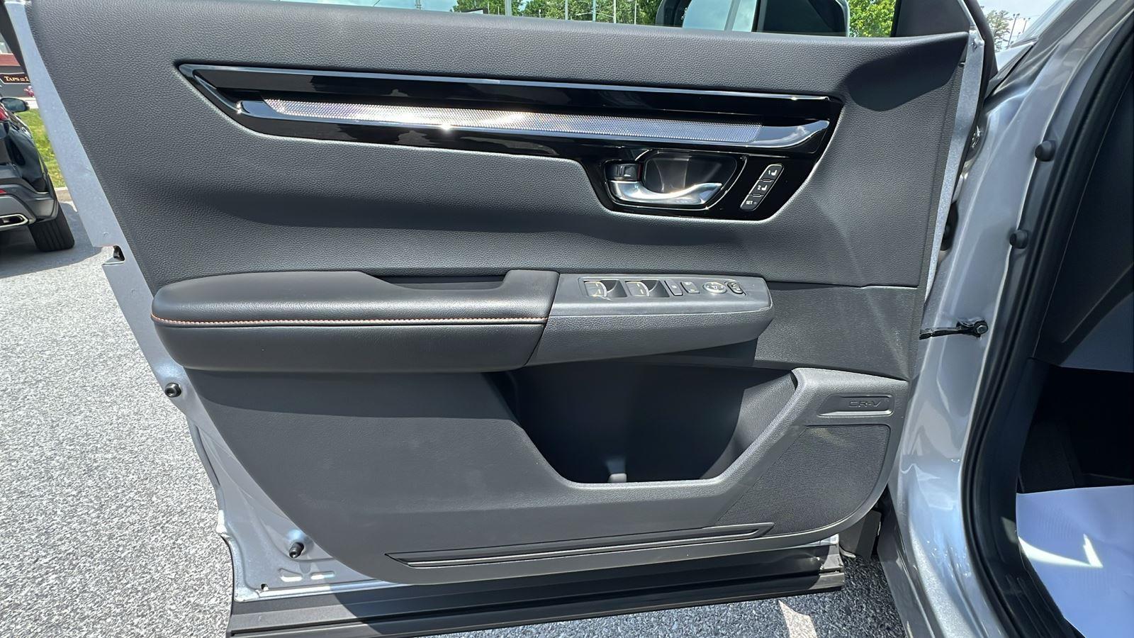 2026 Honda CR-V Hybrid Sport Touring at Altoona Honda