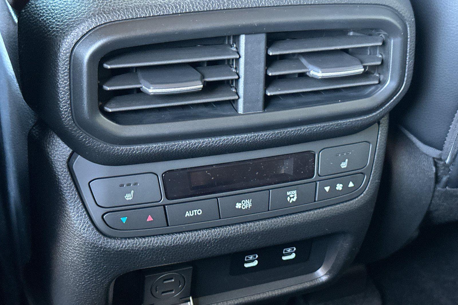 2026 Honda Pilot Elite at Altoona Honda