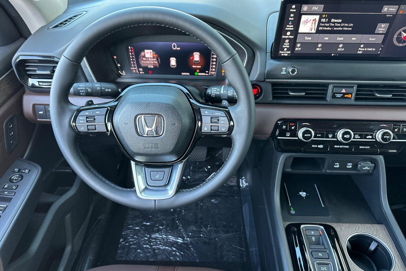 2026 Honda Pilot Elite at Altoona Honda