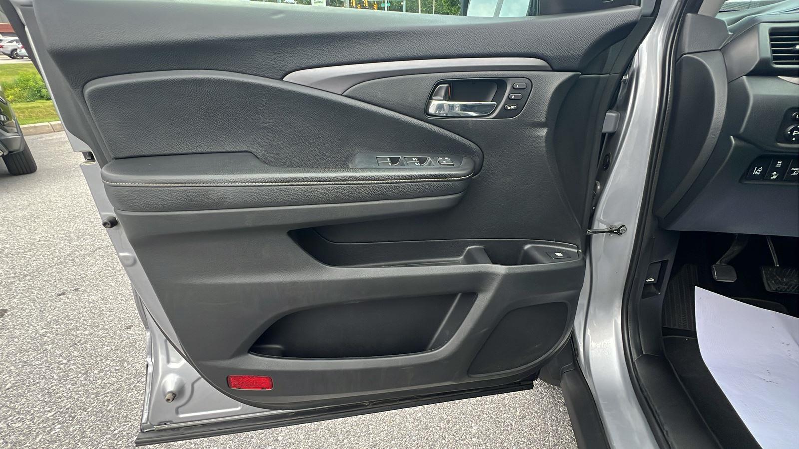 2023 Honda Ridgeline RTL at Nick Chevrolet
