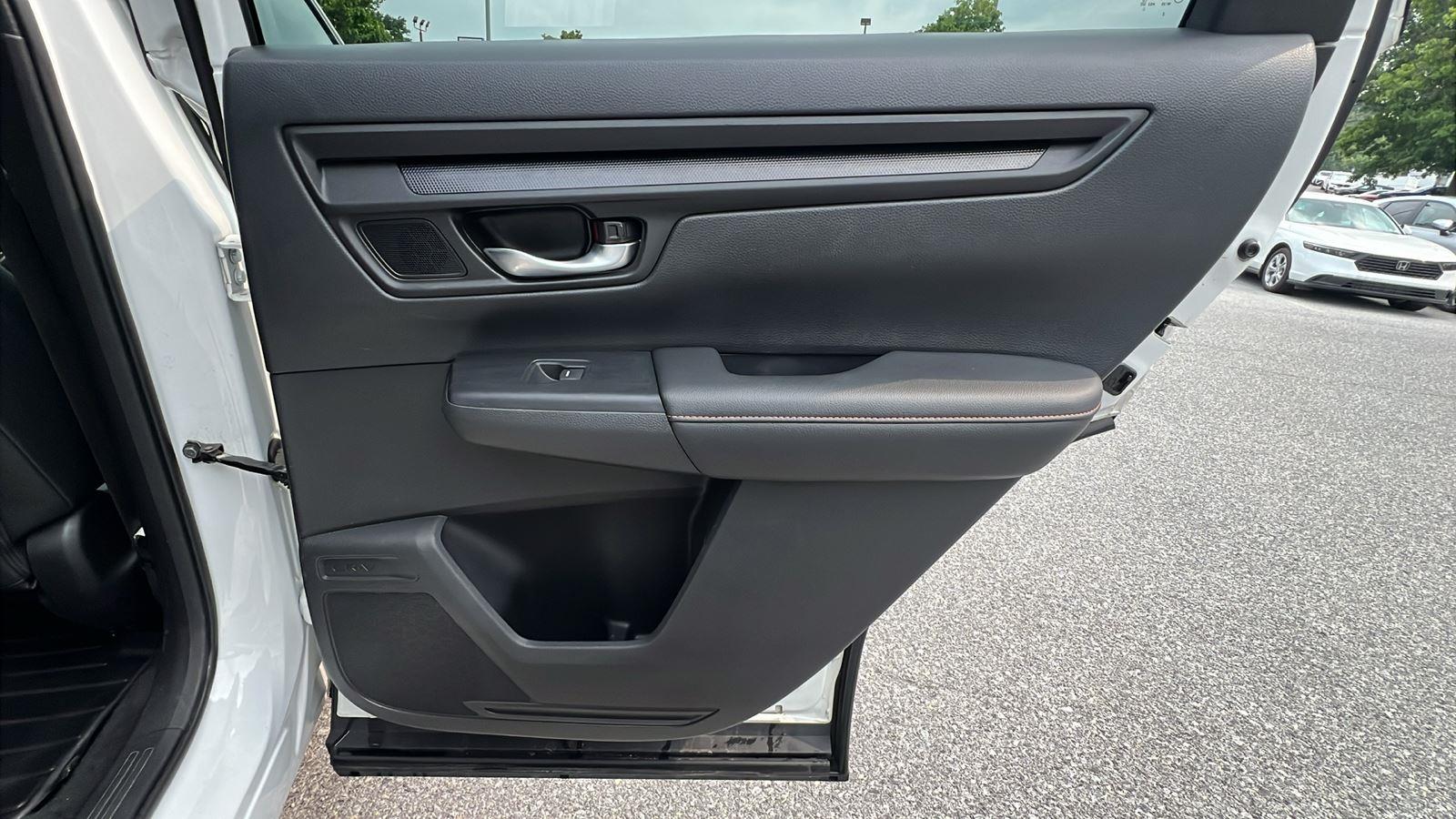 2024 Honda CR-V Hybrid Sport-L at Altoona Honda