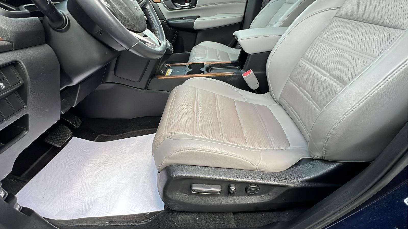 2020 Honda CR-V Touring at Diehl Automotive