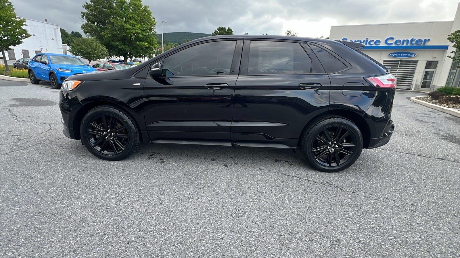 2020 Ford Edge ST Line - 6