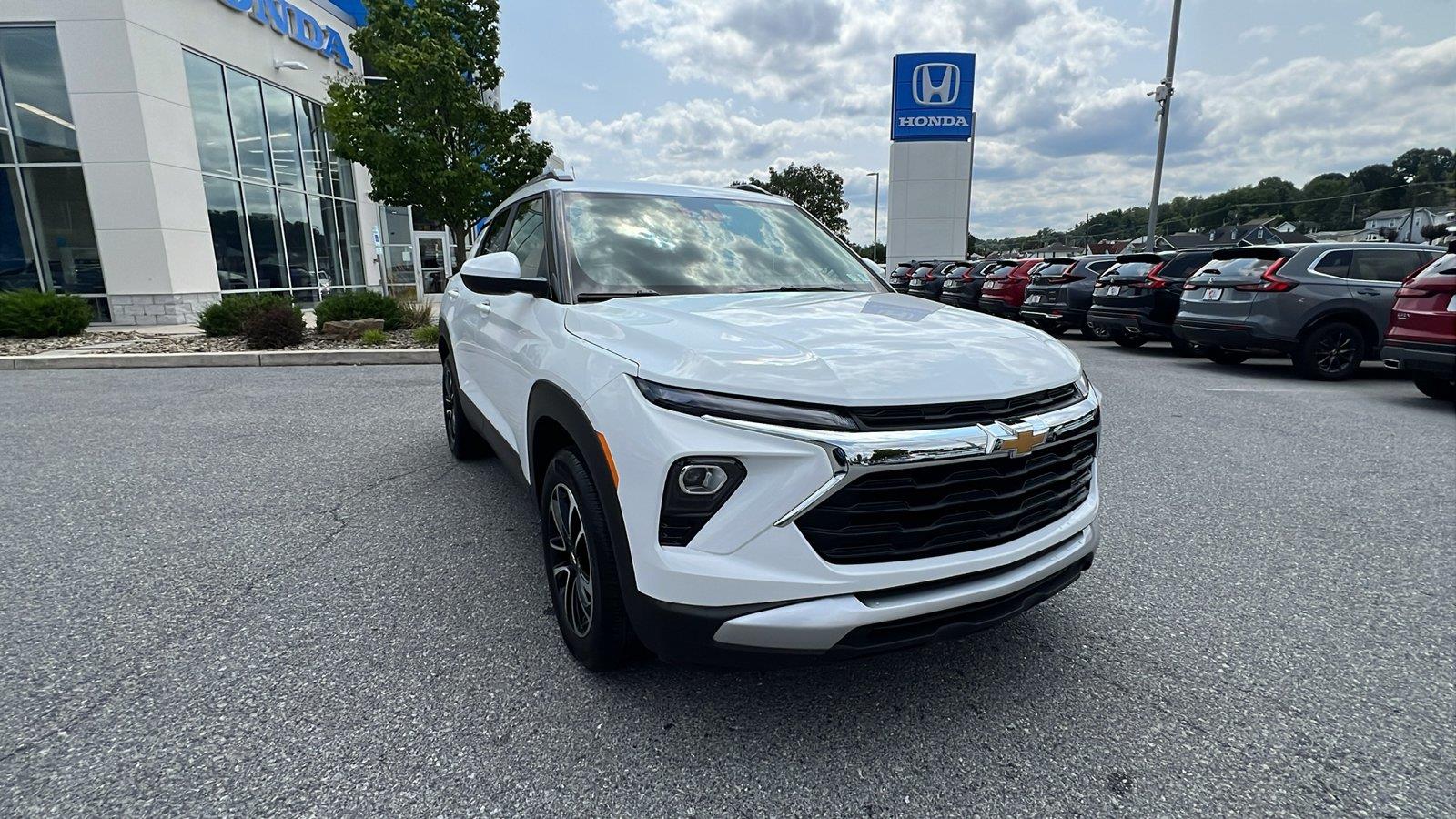 2024 Chevrolet Trailblazer LT - 1