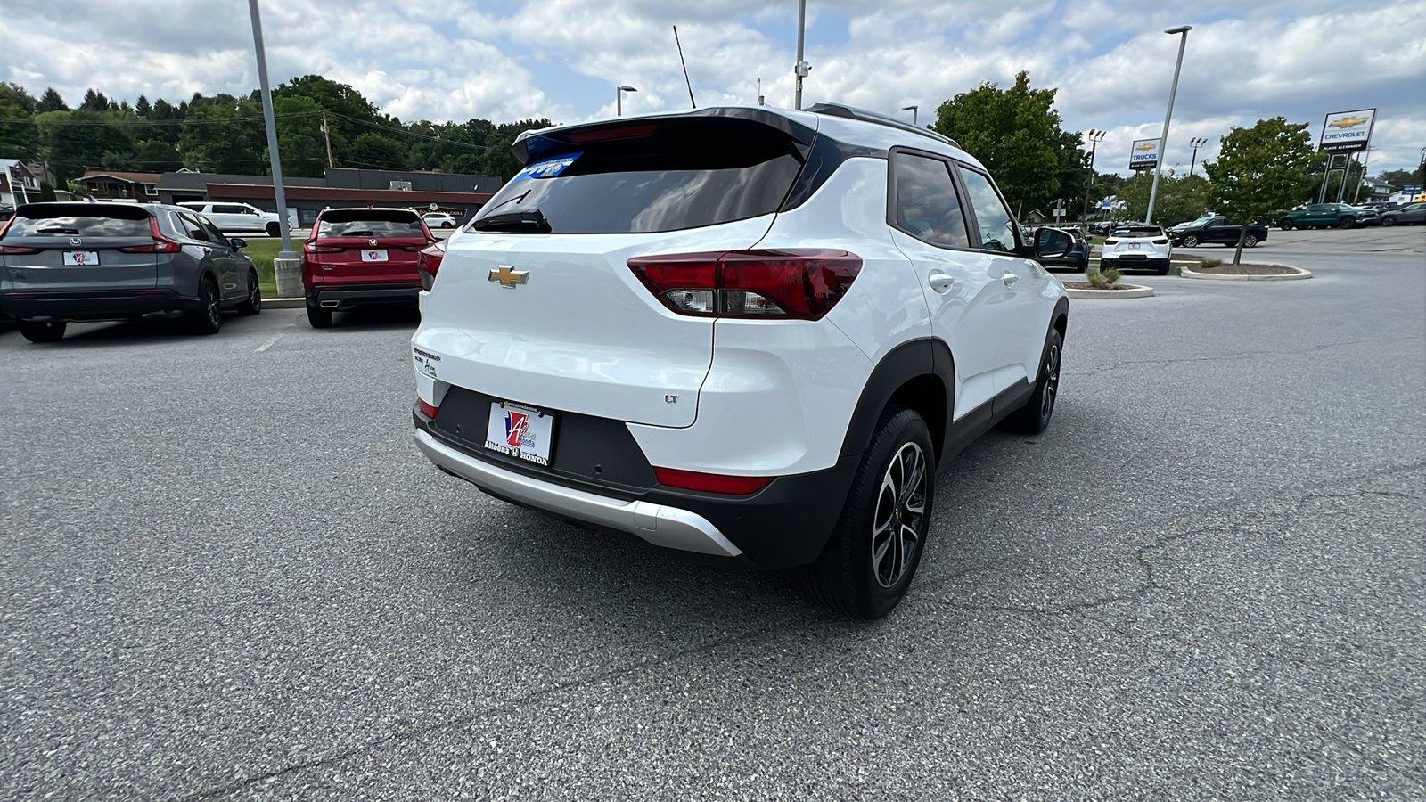 2024 Chevrolet Trailblazer LT - 3
