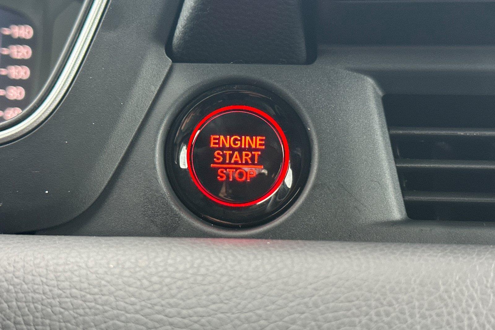 2026 Honda Pilot EX-L at Altoona Honda