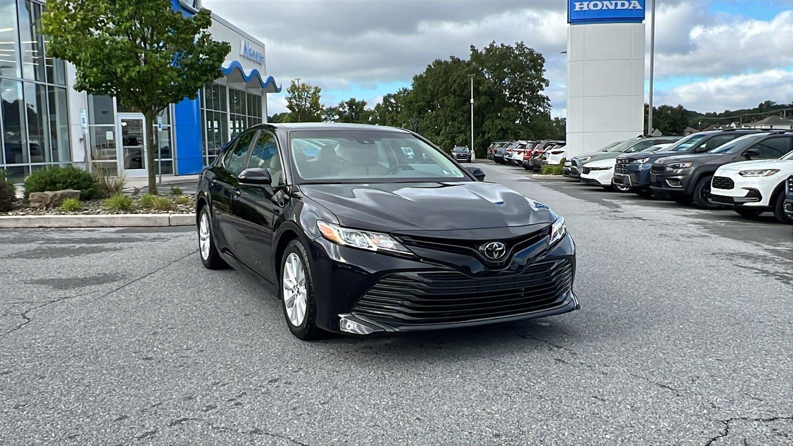 2018 Toyota Camry LE - 0