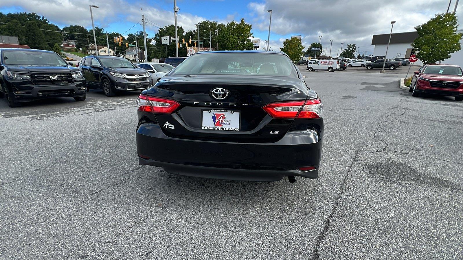 2018 Toyota Camry LE - 4