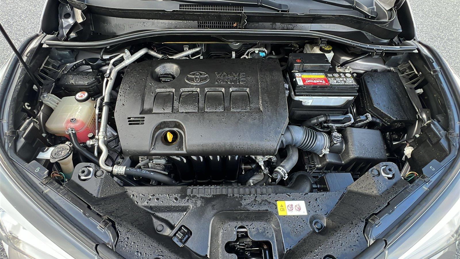 2019 Toyota C-HR XLE - 9