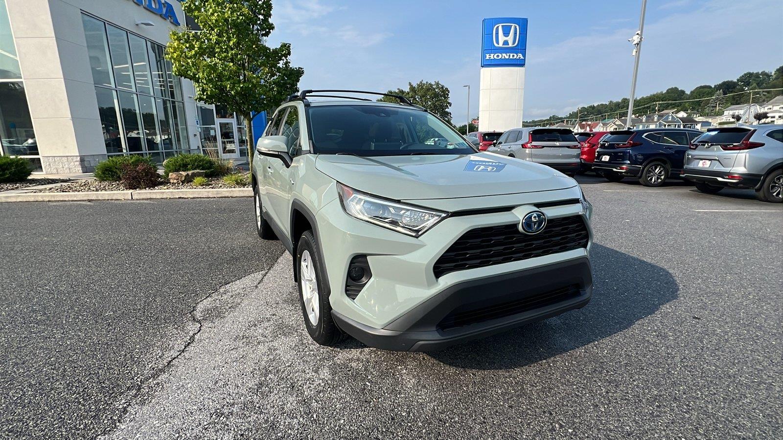 2020 Toyota RAV4 Hybrid XLE - 1