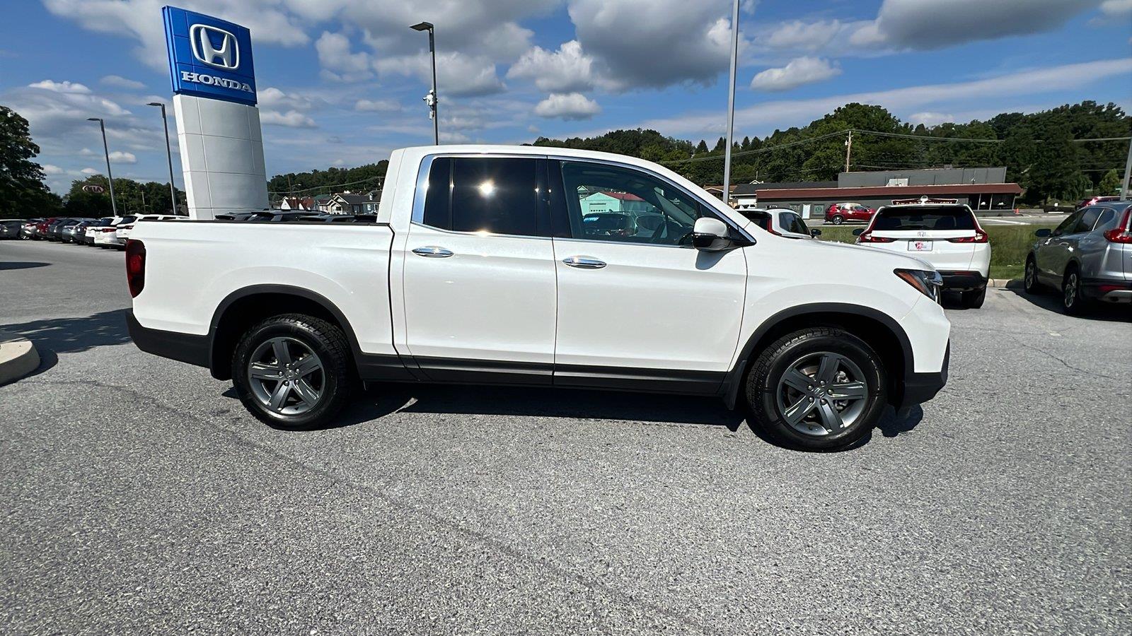 2023 Honda Ridgeline RTL-E at Solomon Chevrolet