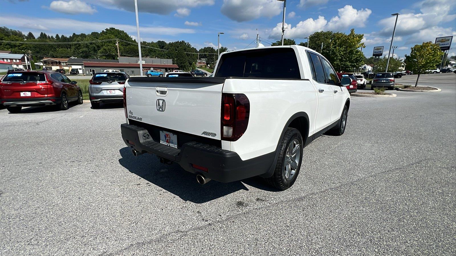 2023 Honda Ridgeline RTL-E at Solomon Chevrolet