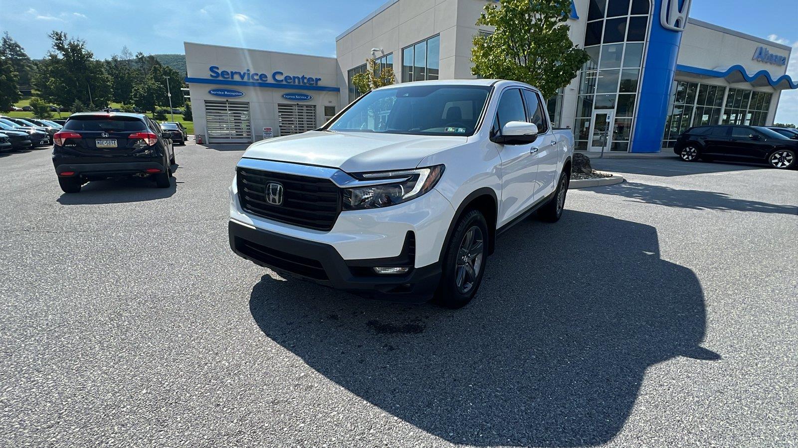 2023 Honda Ridgeline RTL-E at Solomon Chevrolet