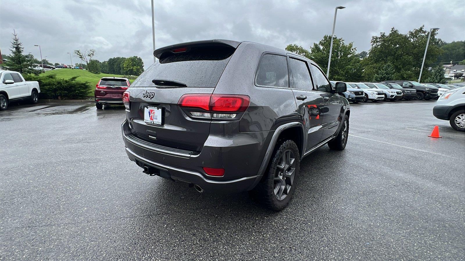 2021 Jeep Grand Cherokee 80th Anniversary - 3
