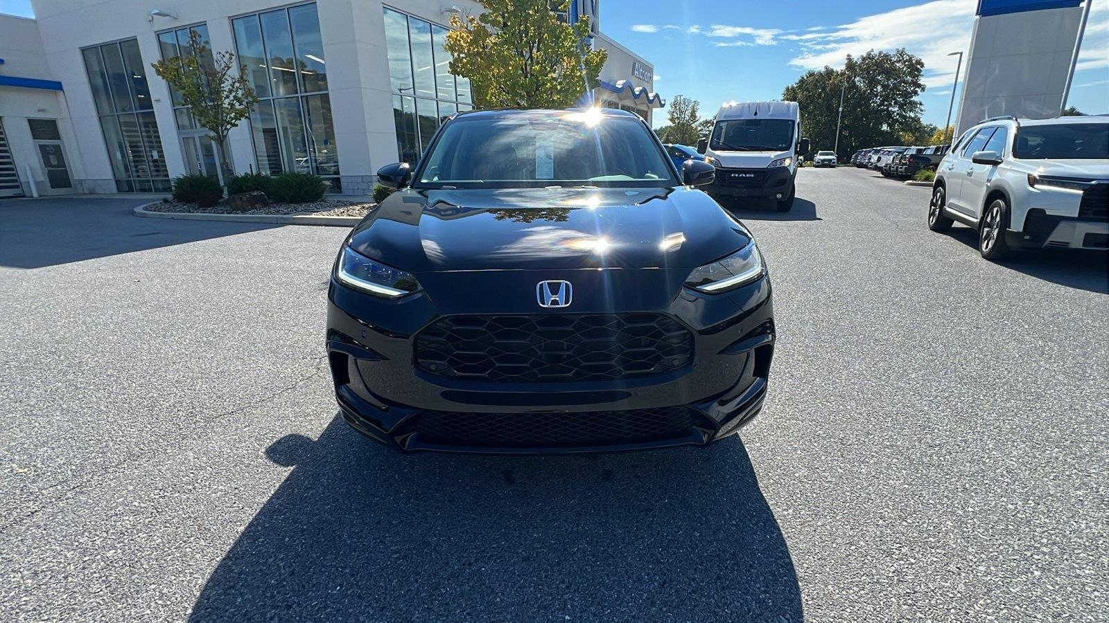 2027 Honda HR-V photo 9 of 31