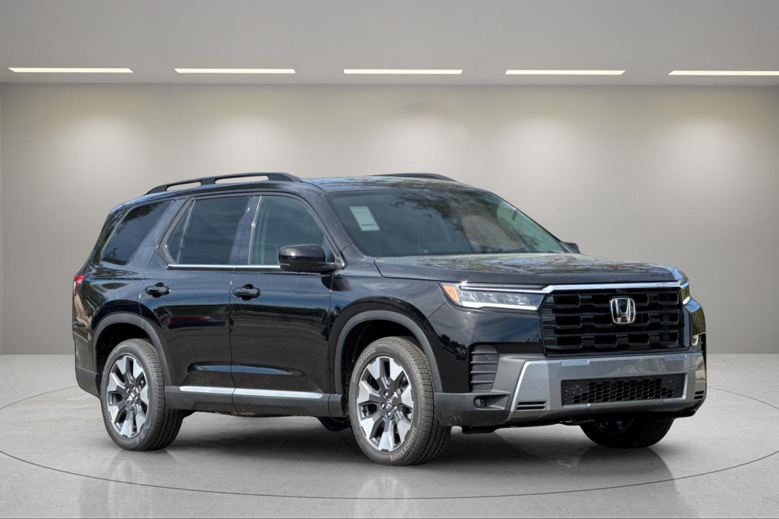 2026 HONDA PILOT 4ELITE at Altoona Honda