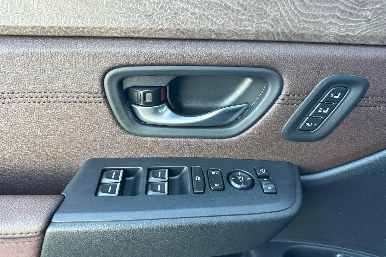 2026 HONDA PILOT 4ELITE at Altoona Honda