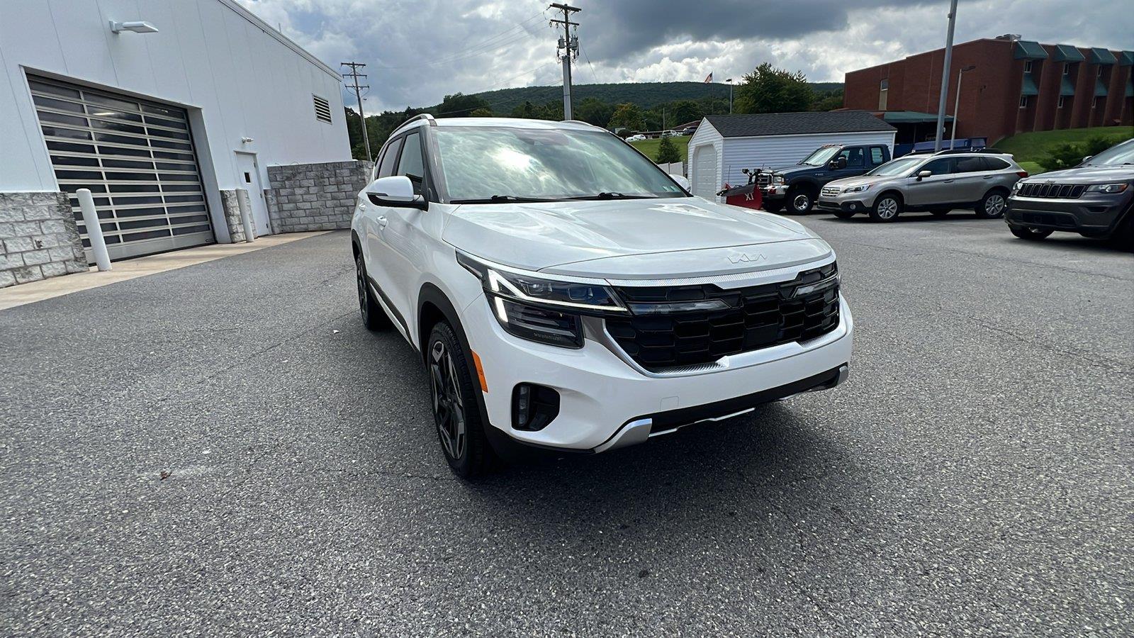 2024 Kia Seltos SX - 1