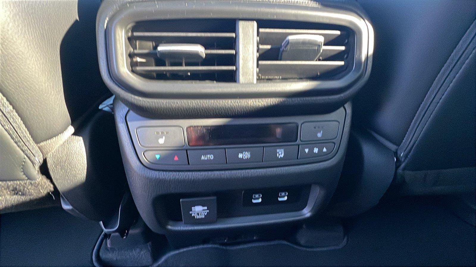 2026 Honda Pilot photo 23 of 35