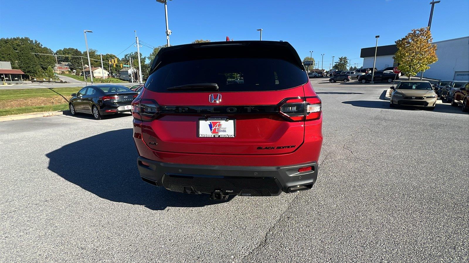 2026 Honda Pilot photo 5 of 35