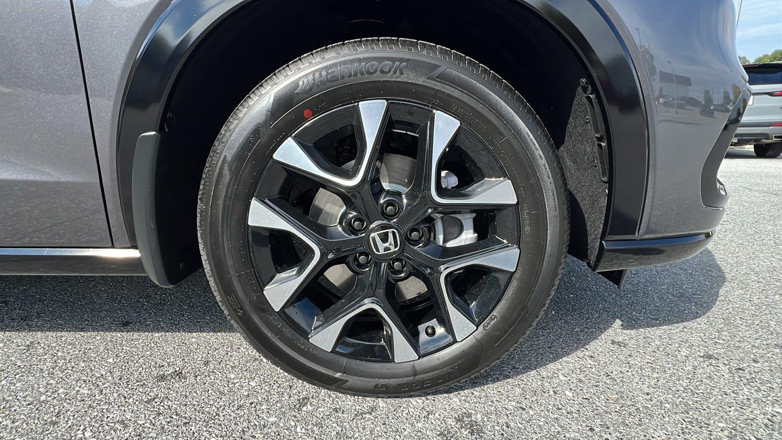 2027 Honda HR-V photo 11 of 30