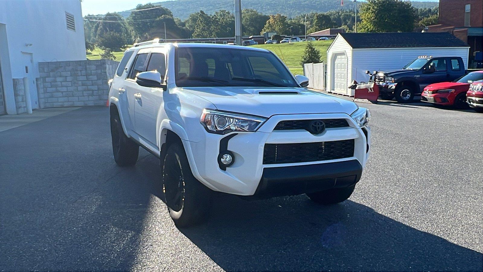 2019 Toyota 4Runner TRD Off-Road Premium - 0