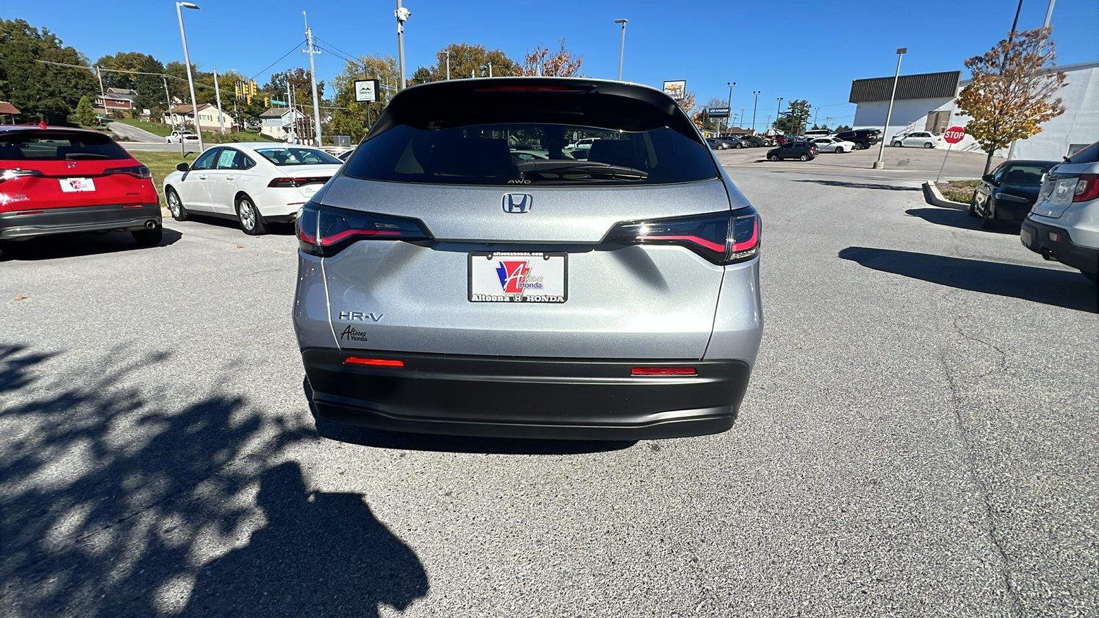 2027 Honda HR-V photo 5 of 29