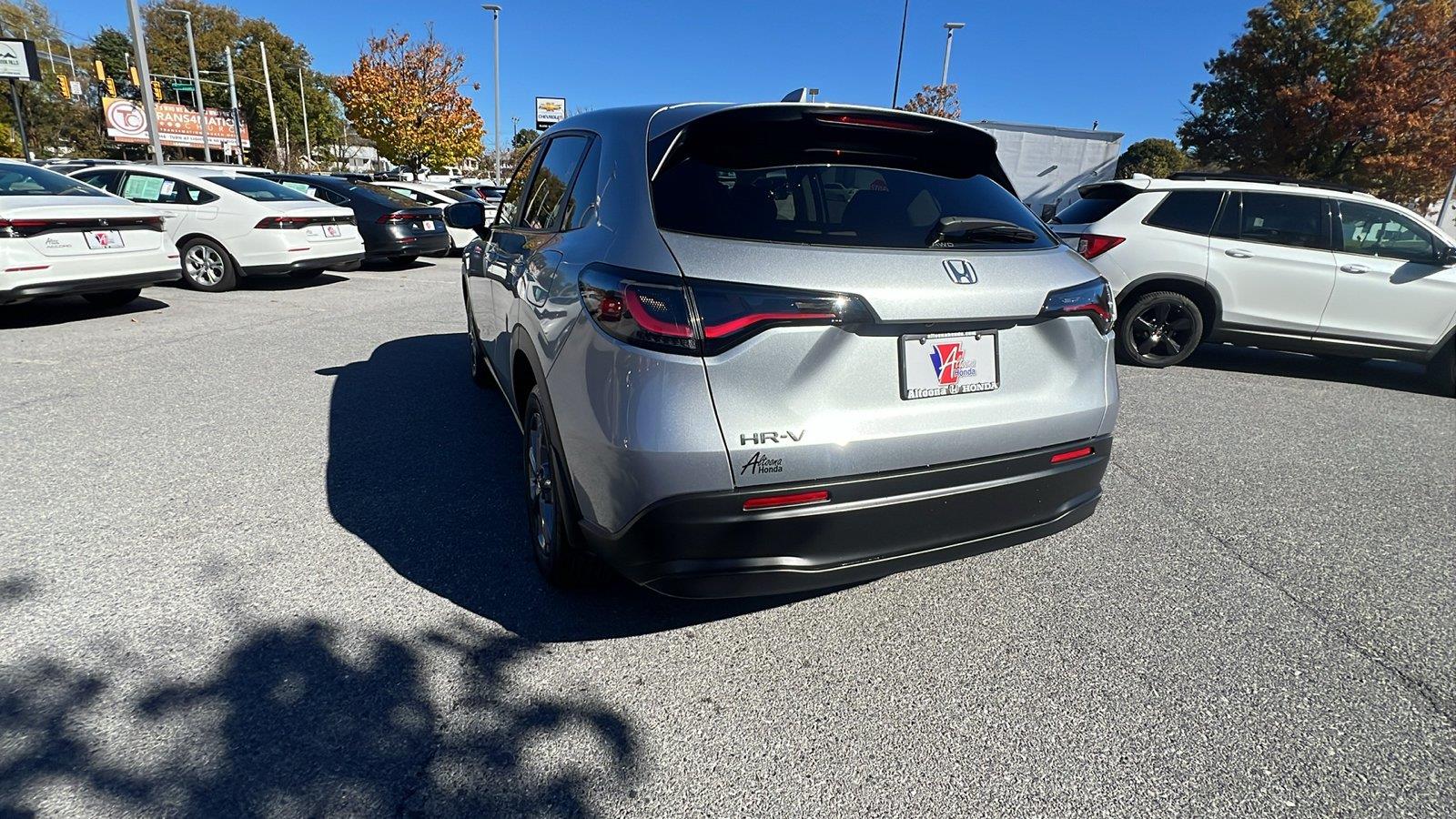 2027 Honda HR-V photo 6 of 29