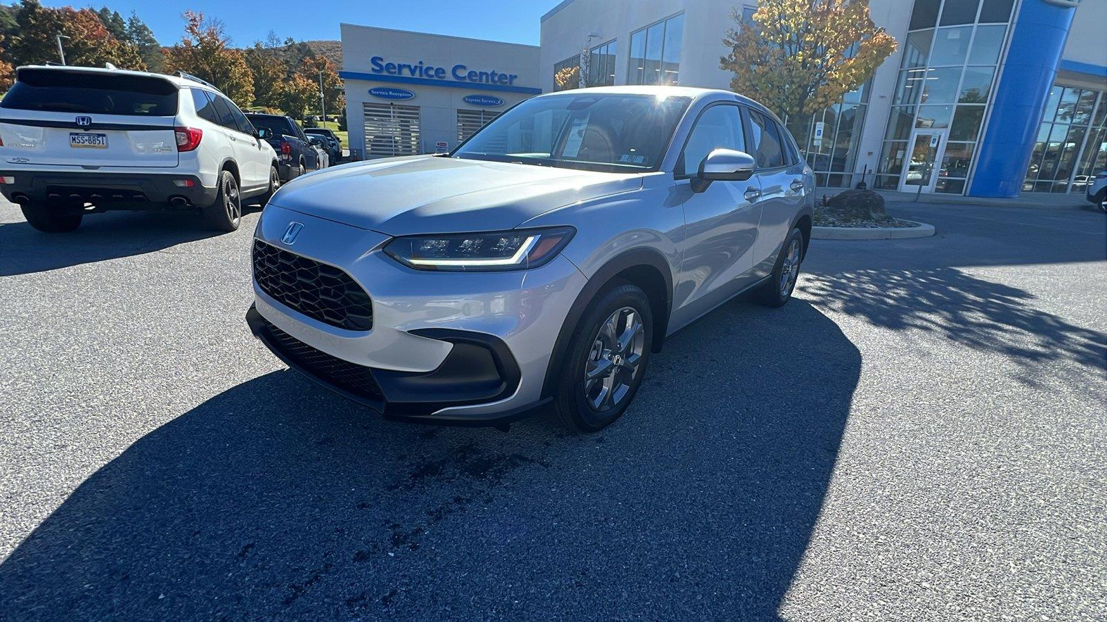 2027 Honda HR-V photo 8 of 29