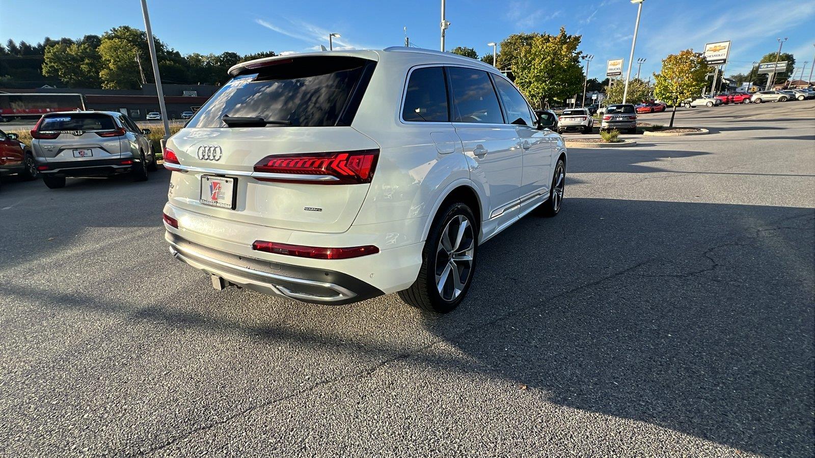 2021 Audi Q7 Premium Plus - 3