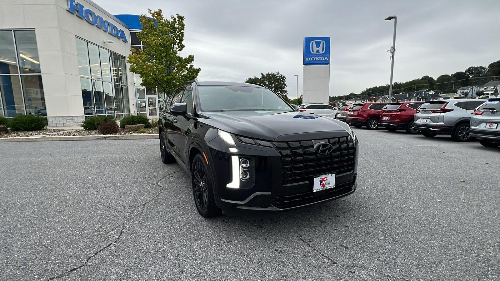 2024 Hyundai Palisade Calligraphy Night Edition - 1