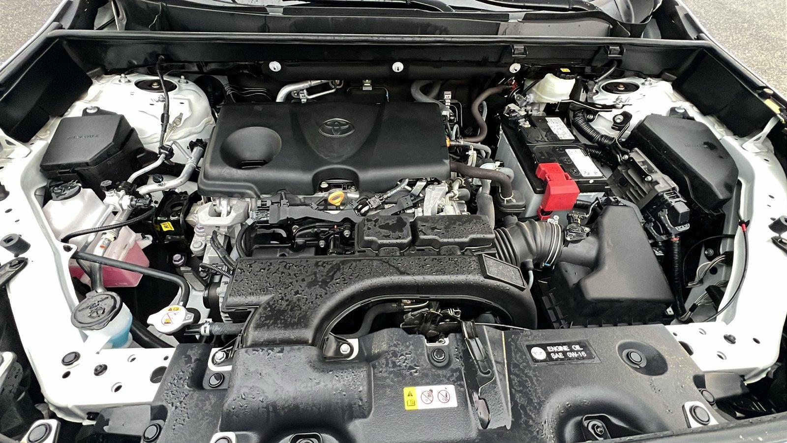 2021 Toyota RAV4 XLE Premium - 9