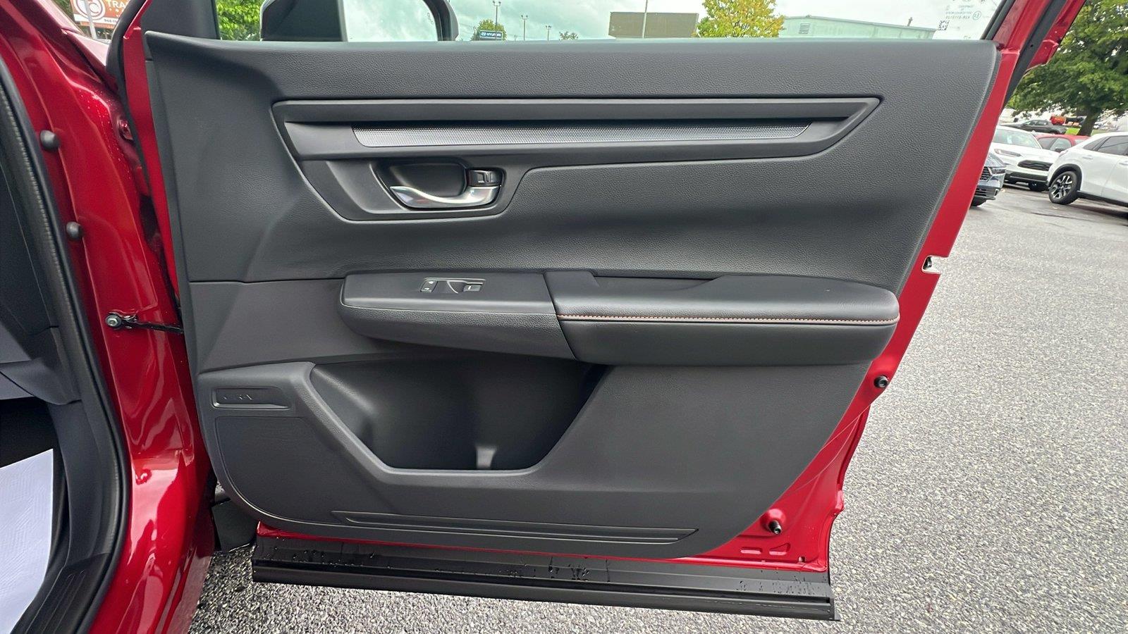 2027 Honda CR-V Hybrid photo 12 of 31