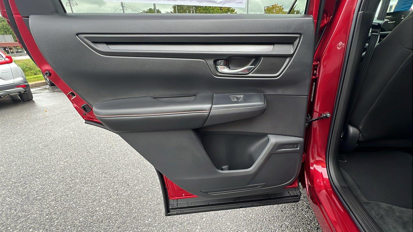 2027 Honda CR-V Hybrid photo 17 of 31