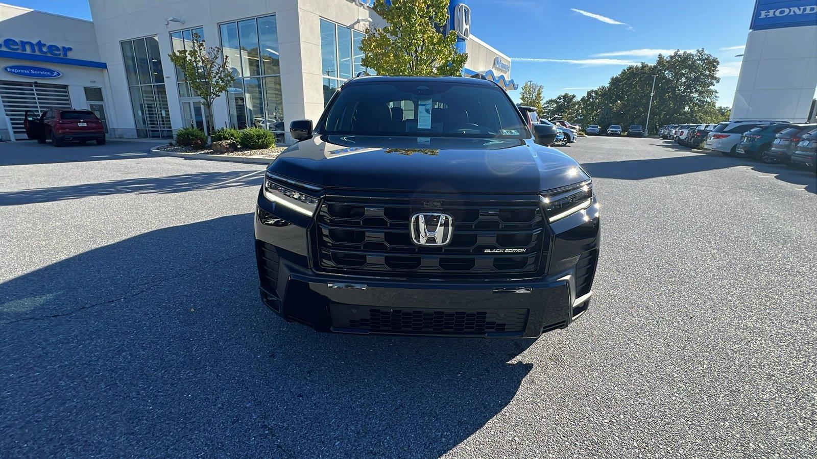 2026 Honda Pilot photo 9 of 35