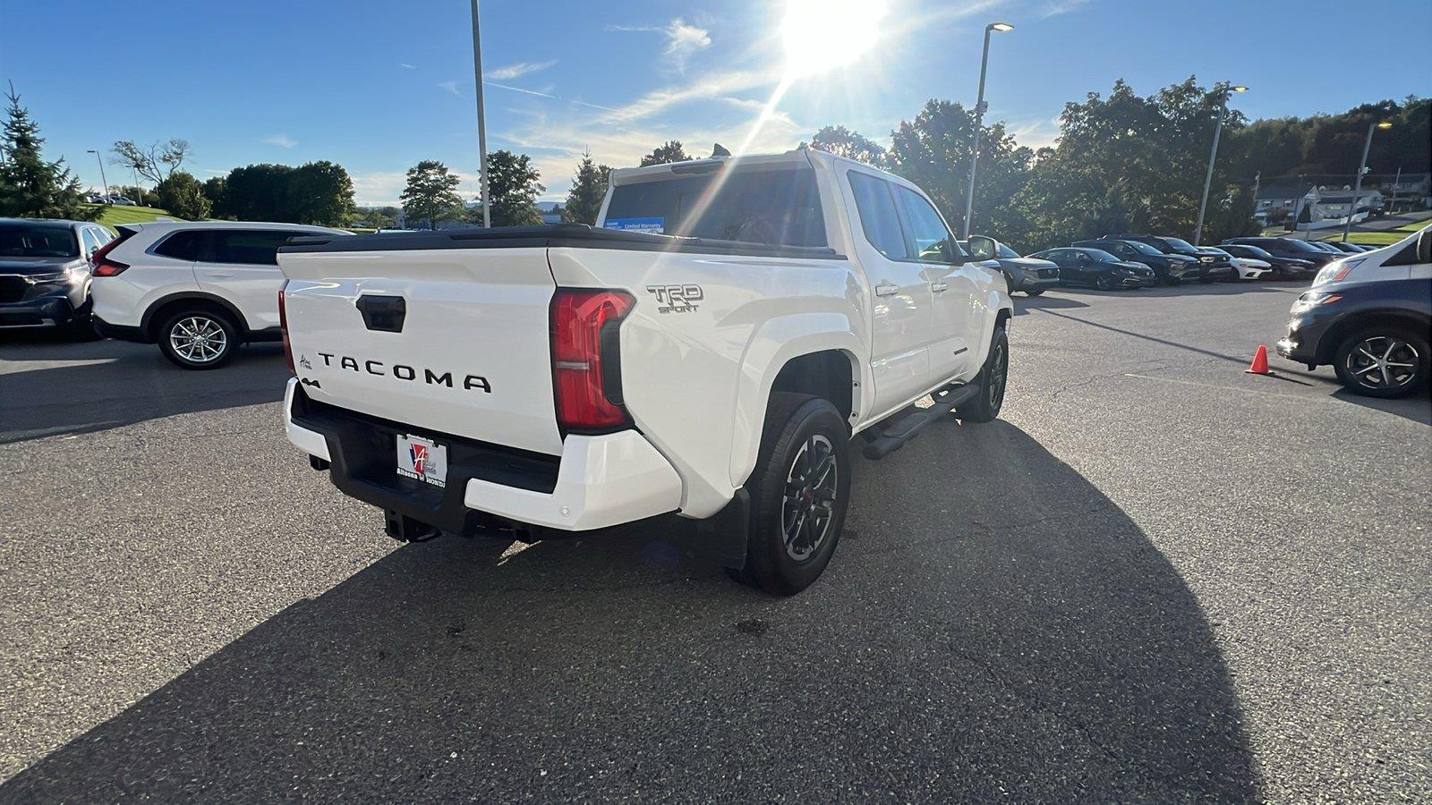 2024 Toyota Tacoma TRD Sport - 3